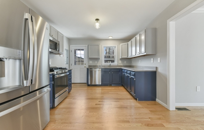 23 TAYLOR ST