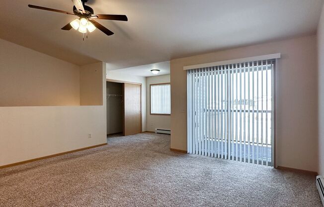 1 bed, 1 bath, 989 sqft, $1,285, Unit ML 515-10