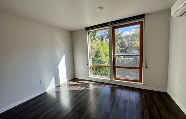 Studio, 1 bath, 412 sqft, $1,549, Unit Unit 401