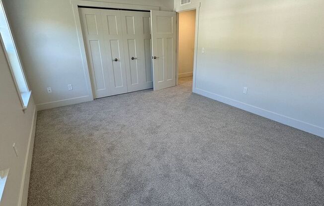 2 beds, 2.5 baths, $2,575, Unit Unit #2