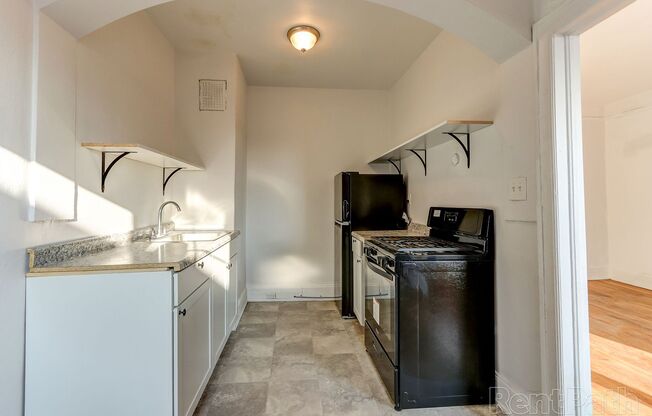 1 bed, 1 bath, 535 sqft, $1,090, Unit 414
