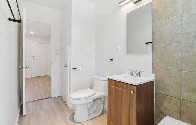 Studio, 1 bath, 325 sqft, $1,695, Unit 2245-04
