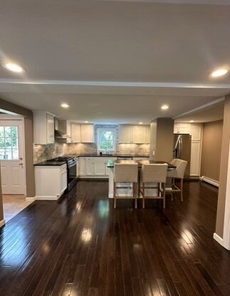 2 beds, 1.5 baths, 1,129 sqft, $3,000, Unit -