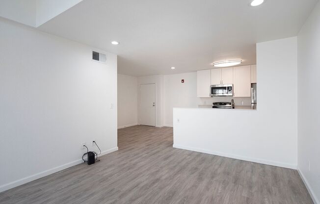 1 bed, 1 bath, 641 sqft, $2,495, Unit 236