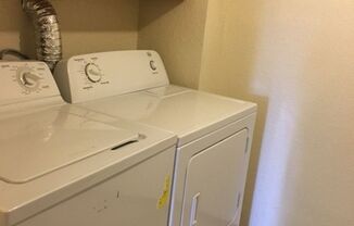 Studio, 1 bath, 683 sqft, $1,375, Unit 213