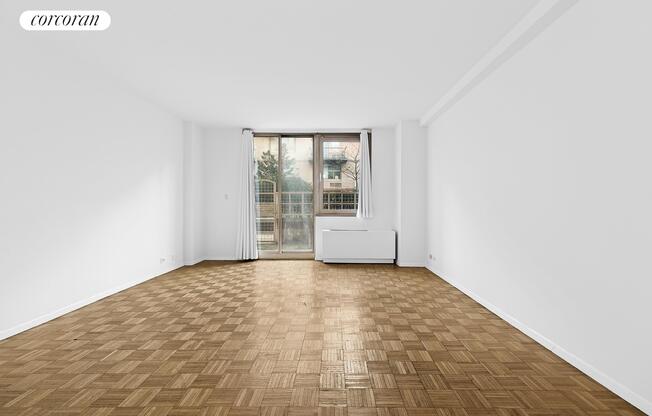 Studio, 1 bath, 400 sqft, $3,000, Unit 2QQ