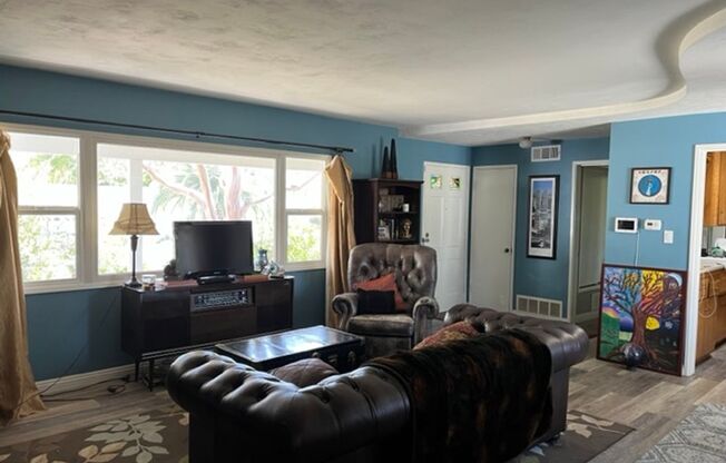 3 beds, 2 baths, $2,990