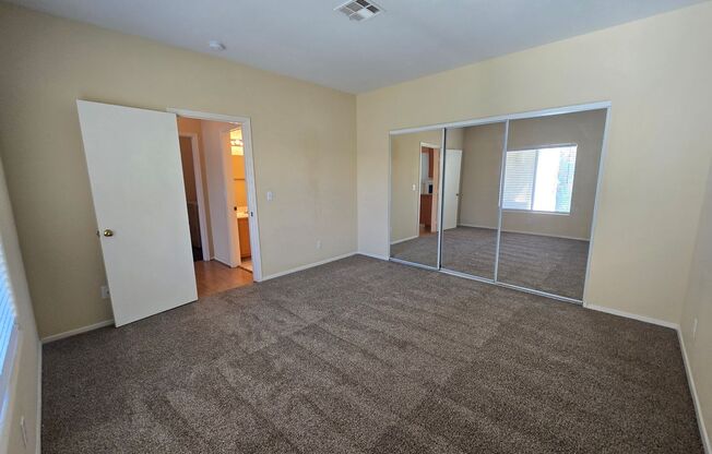 2 beds, 2 baths, $1,550