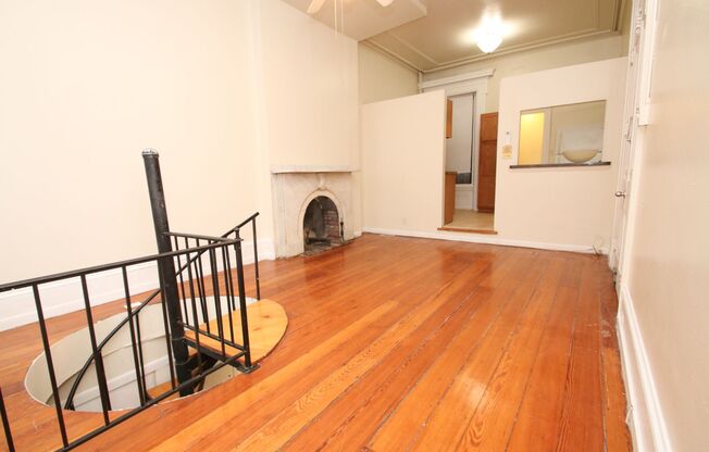 Spacious Bilevel 1 BR, 1.5 BA & More!*Available September*