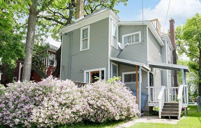 Spacious 5 Bed | 2 Bath Home in the Heart of Lowry Hill East