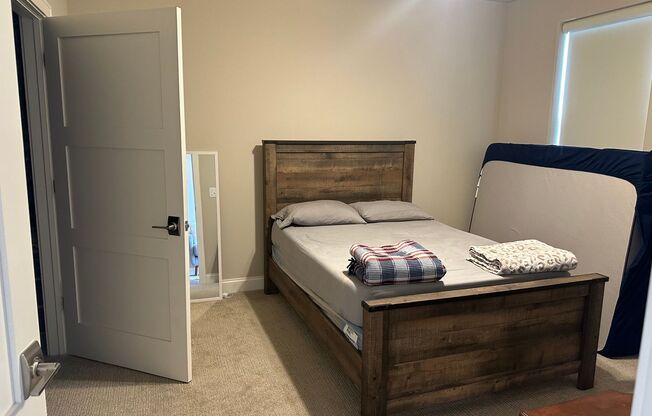 1 bed, 1 bath, 871 sqft, $1,600, Unit 232