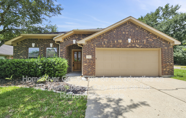 922 FIFE DR