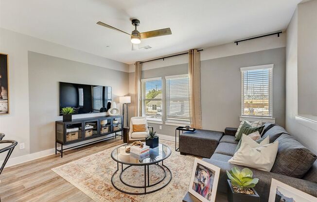 3 beds, 2 baths, 1,148 sqft, $1,750, Unit 4609 Pantheon Way