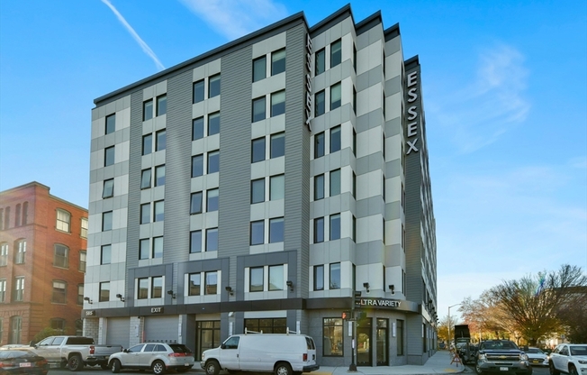 Studio, 1 bath, $1,575, Unit 519