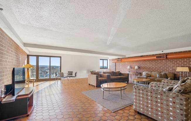 2 beds, 2 baths, 986 sqft, $3,495, Unit 511