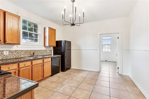 244 NURSERY AVE