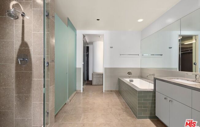 1 bed, 2 baths, 1,510 sqft, $6,995, Unit 12I