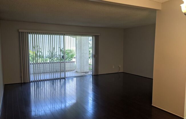One Bedroom Condo in Park Like Setting