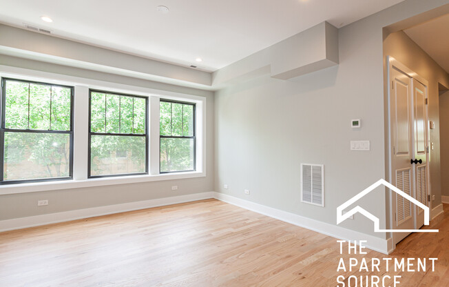2457 W LOGAN BLVD