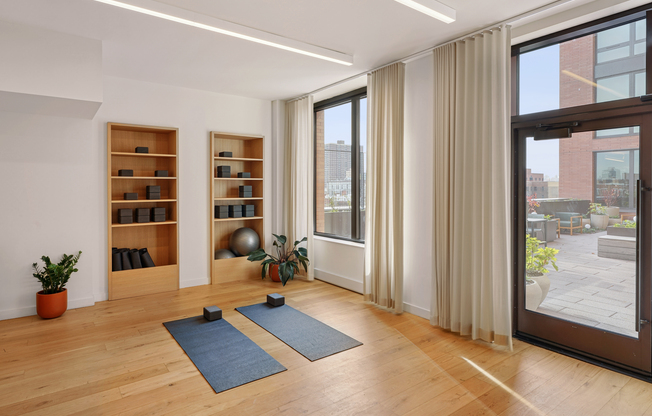 Studio, 1 bath, $3,375, Unit 5G