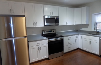 1 bed, 1 bath, 701 sqft, $1,325, Unit 6