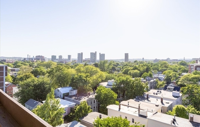 1 bed, 1.5 baths, 700 sqft, $3,400, Unit 807