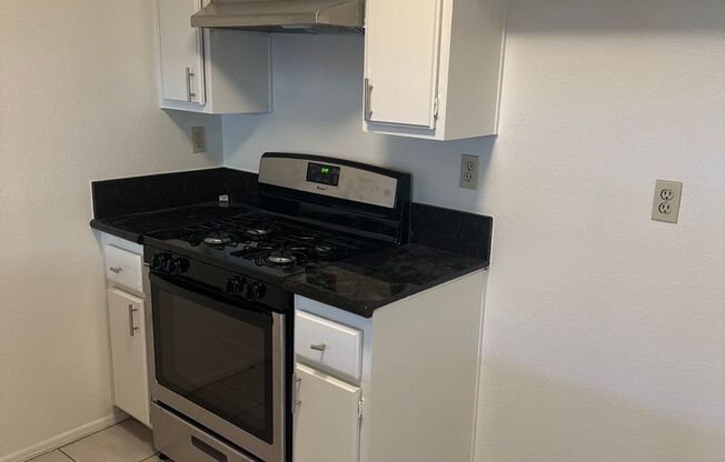 1 bed, 1 bath, $1,895, Unit 02