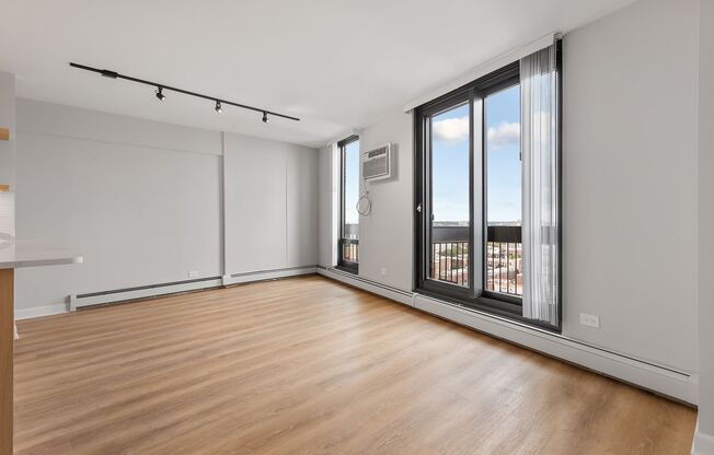 1 bed, 1.5 baths, 667 sqft, $2,495, Unit 26D