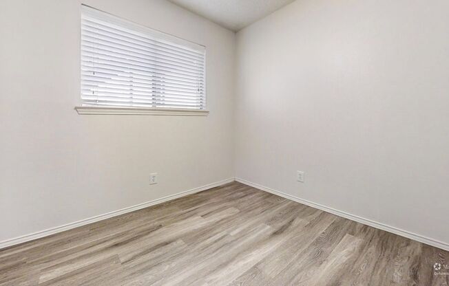 1 bed, 1 bath, 500 sqft, $979, Unit 203