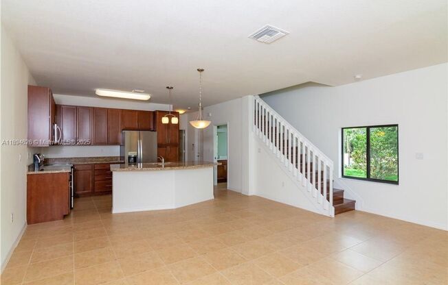 6301 S STATION SQ DAVIE, FL 33314