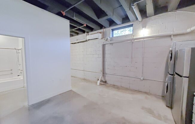Studio, 1 bath, 525 sqft, $920, Unit C100-ADA