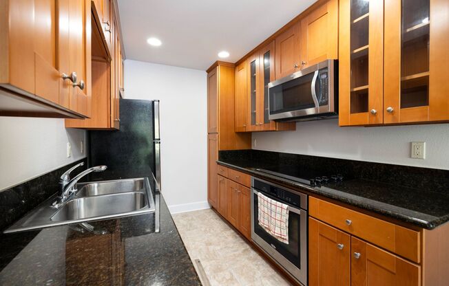 1 bed, 1 bath, $2,595, Unit Unit G