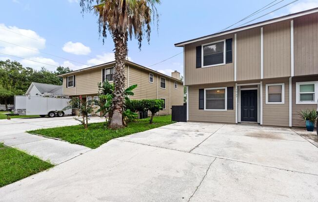 3BR/2.5BA Duplex Unit in Atlantic Beach Available Now!