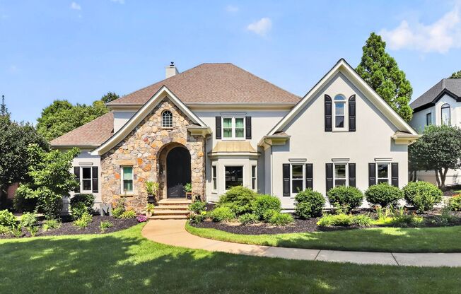 4 beds, 3.5 baths, $6,300