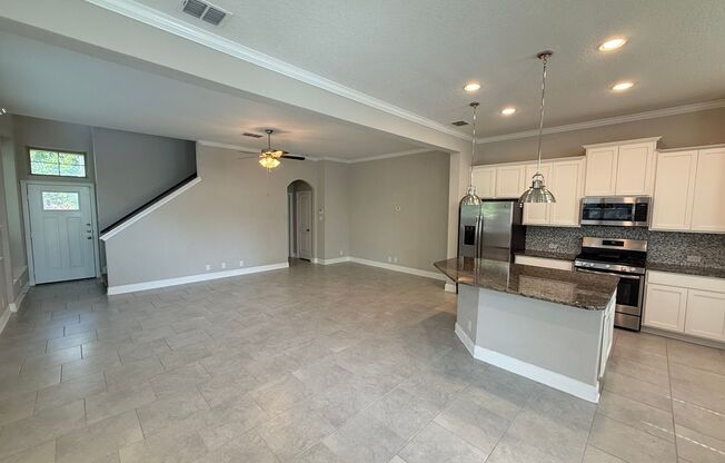 3bd 2.5ba in Prime Location