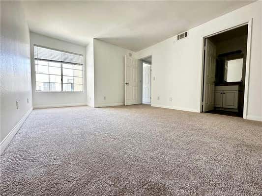 3 beds, 2 baths, 1,020 sqft, $3,200, Unit 314