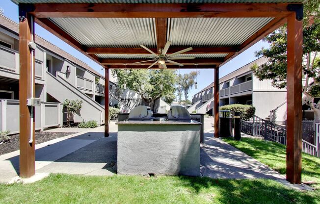 2 beds, 2 baths, 1,000 sqft, $2,849, Unit C250