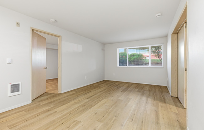 2 beds, 1 bath, 850 sqft, $2,350, Unit 104