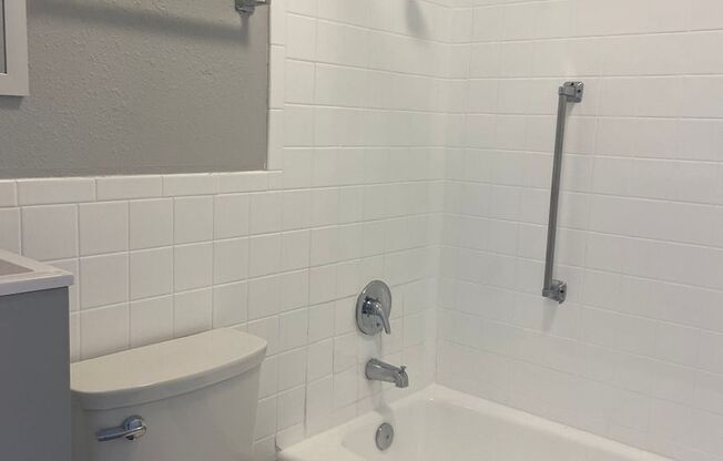 Studio, 1 bath, 500 sqft, $850, Unit 140