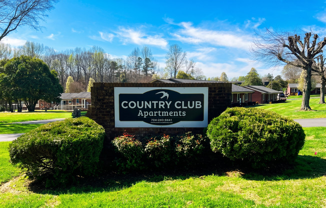 Country Club Apartments