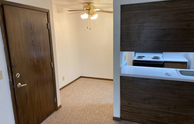 1 bed, 1 bath, 550 sqft, $725