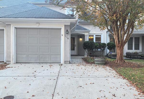 116 ESPLANADE PL