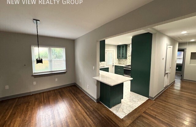 1527 MEDFORD DR