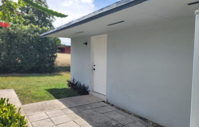 1010 NW 23 AVE