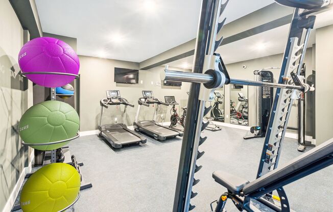 2 beds, 2 baths, 870 sqft, $1,795, Unit D03