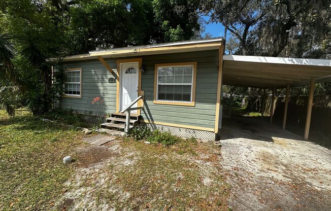 3/2 Renovated Home in Tampa, 33612- Immediate Move-In