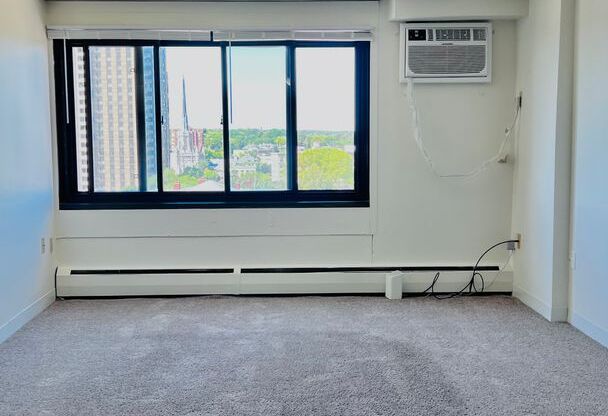 2 beds, 1 bath, 710 sqft, $1,250, Unit # 1309