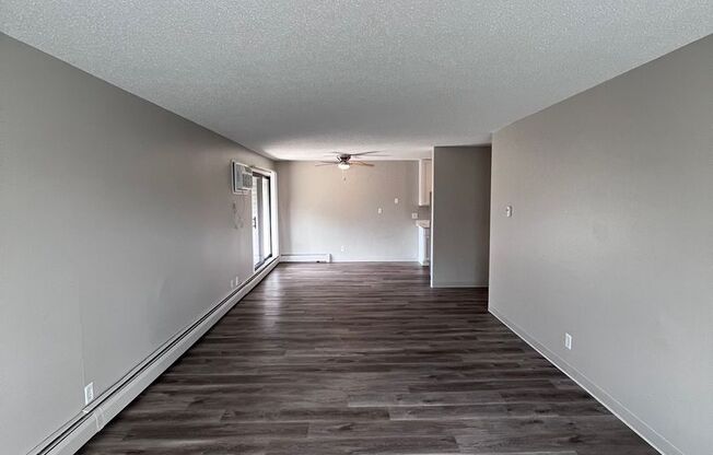 2 beds, 1.5 baths, 1,070 sqft, $1,475, Unit N-204