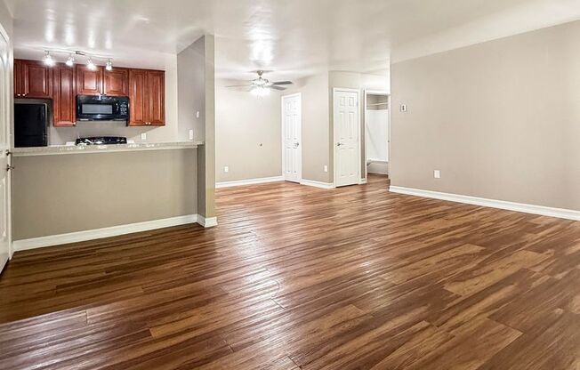 2 beds, 2 baths, 1,046 sqft, $2,858, Unit 138