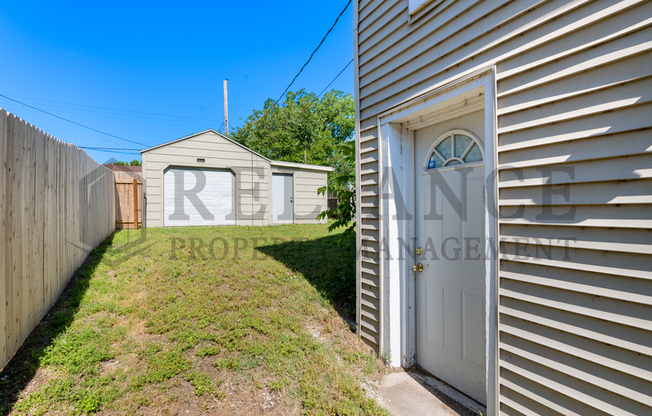 1735 S DODGE
